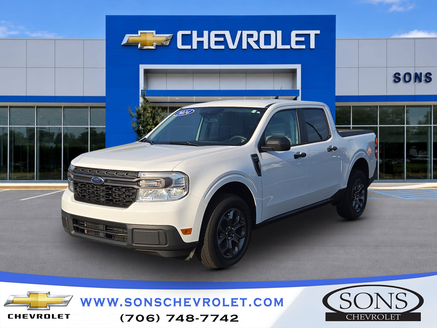Used 2024 Ford Maverick XLT FWD image 1