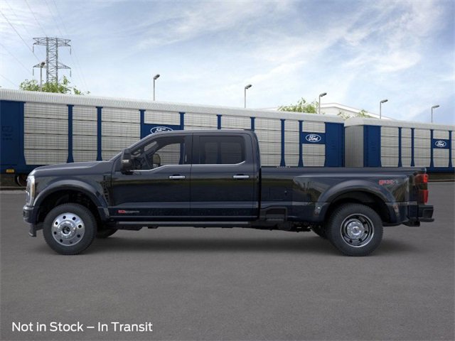 New 2026 Ford F450 Platinum image 3