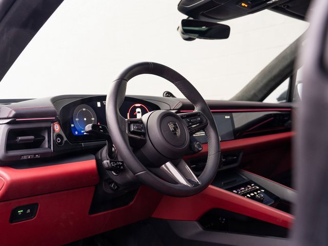 Used 2025 Porsche Macan Turbo Electric image 4