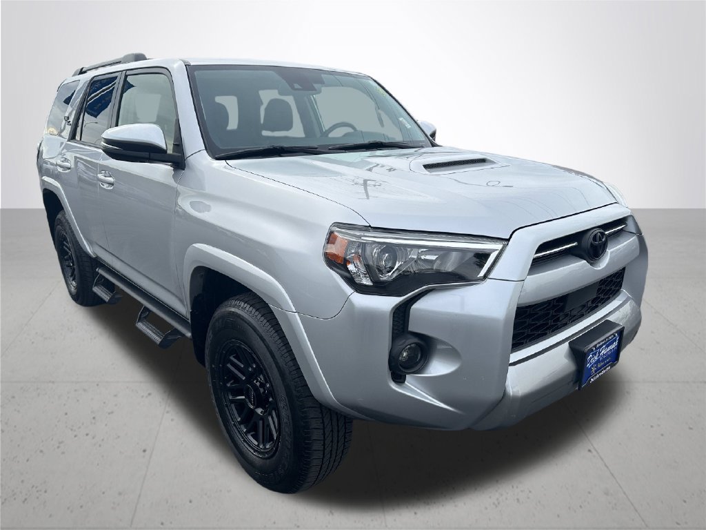 Used 2023 Toyota 4Runner TRD Off-Road Premium w/ Moonroof Package AWD/4WD image 5