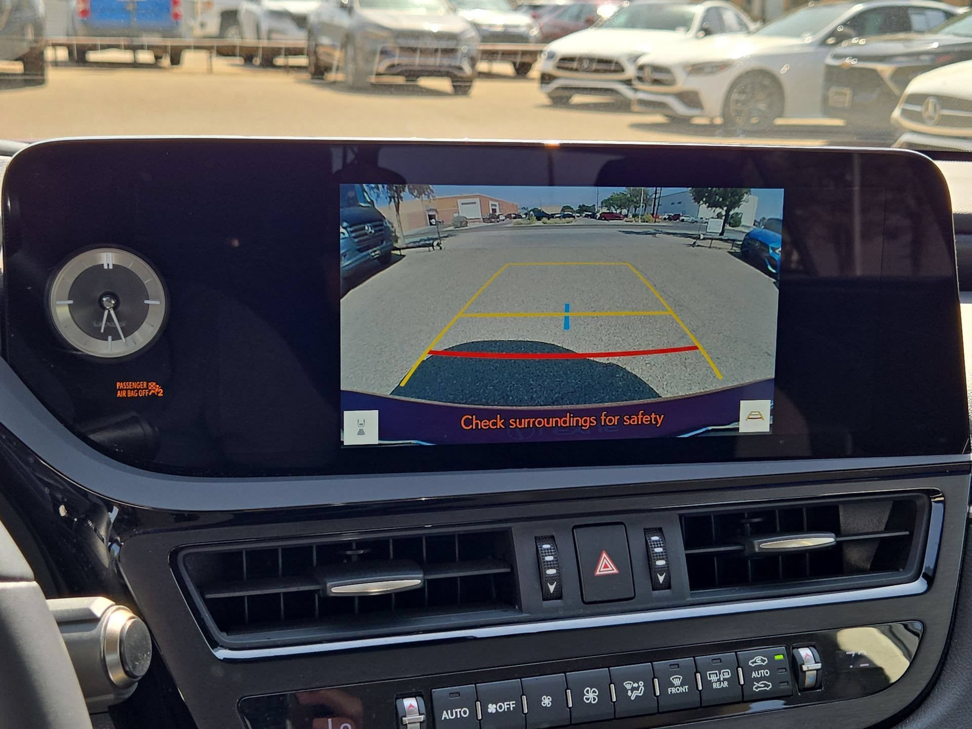 Certified 2025 Lexus ES 300h w/ Premium Package FWD image 18