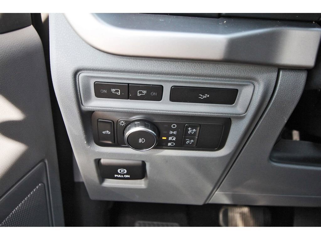 Certified 2022 Ford F150 XLT w/ Equipment Group 302A High image 22