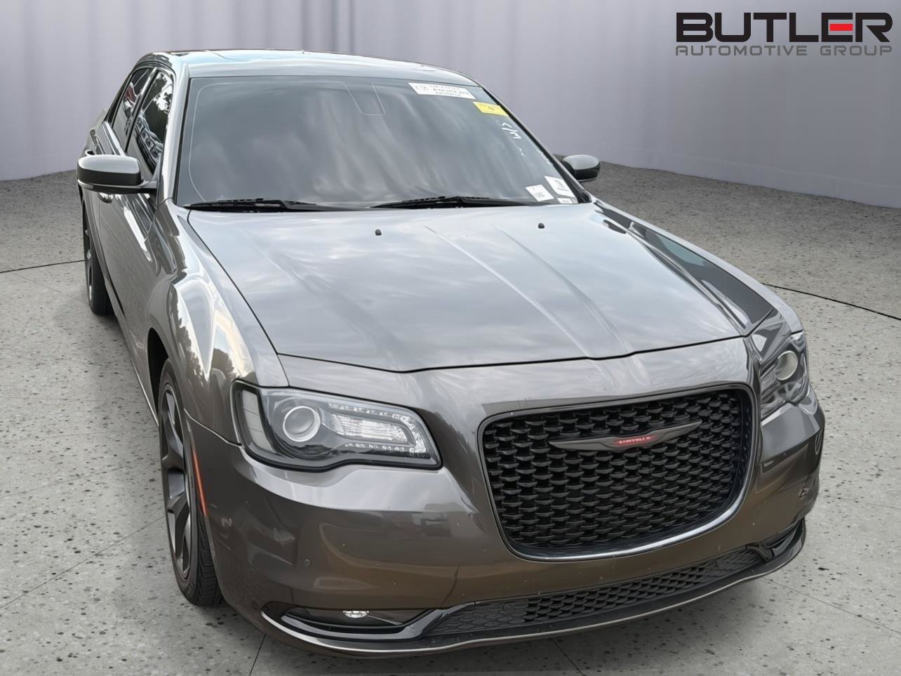 Used 2022 Chrysler 300 S RWD image 4
