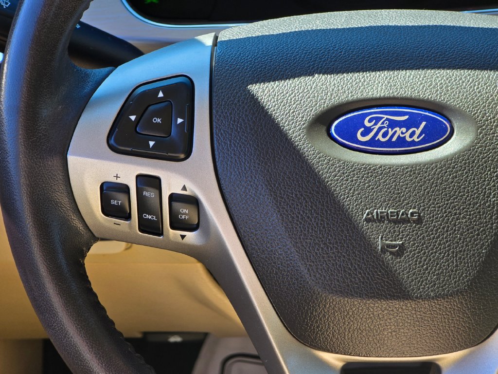 Used 2015 Ford Taurus SEL w/ Equipment Group 201A FWD image 15