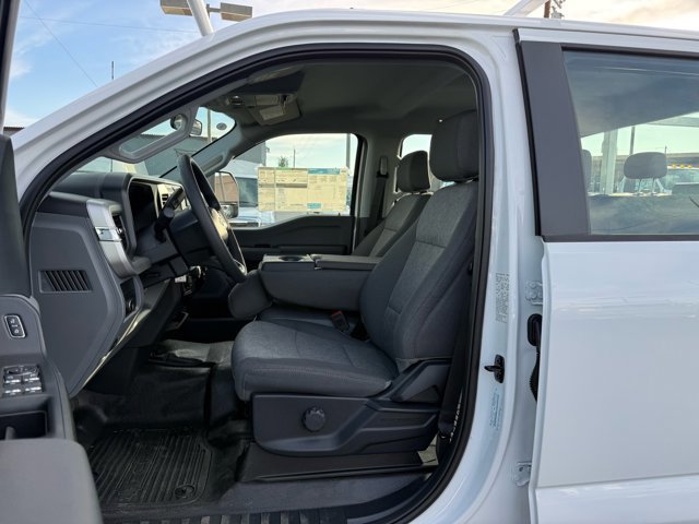 New 2026 Ford F250 XL w/ XL Chrome Package image 22