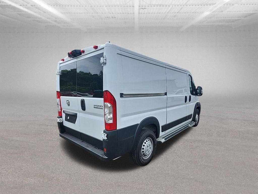 Used 2025 RAM ProMaster 2500 w/ U-Haul Equipment Group FWD image 23