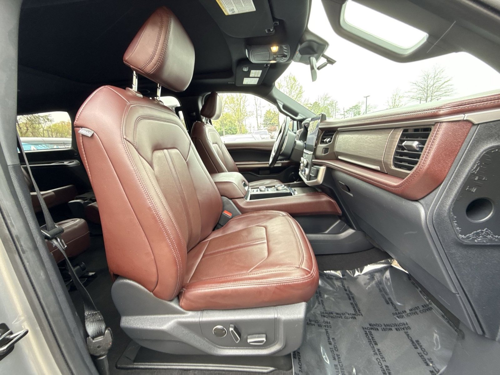 Used 2024 Ford Expedition Max Limited image 28