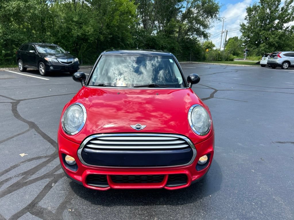 Used 2015 MINI Cooper 4-Door Hardtop FWD image 2
