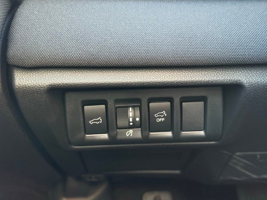 Certified 2025 Subaru Outback Premium w/ Popular Package #1A image 10