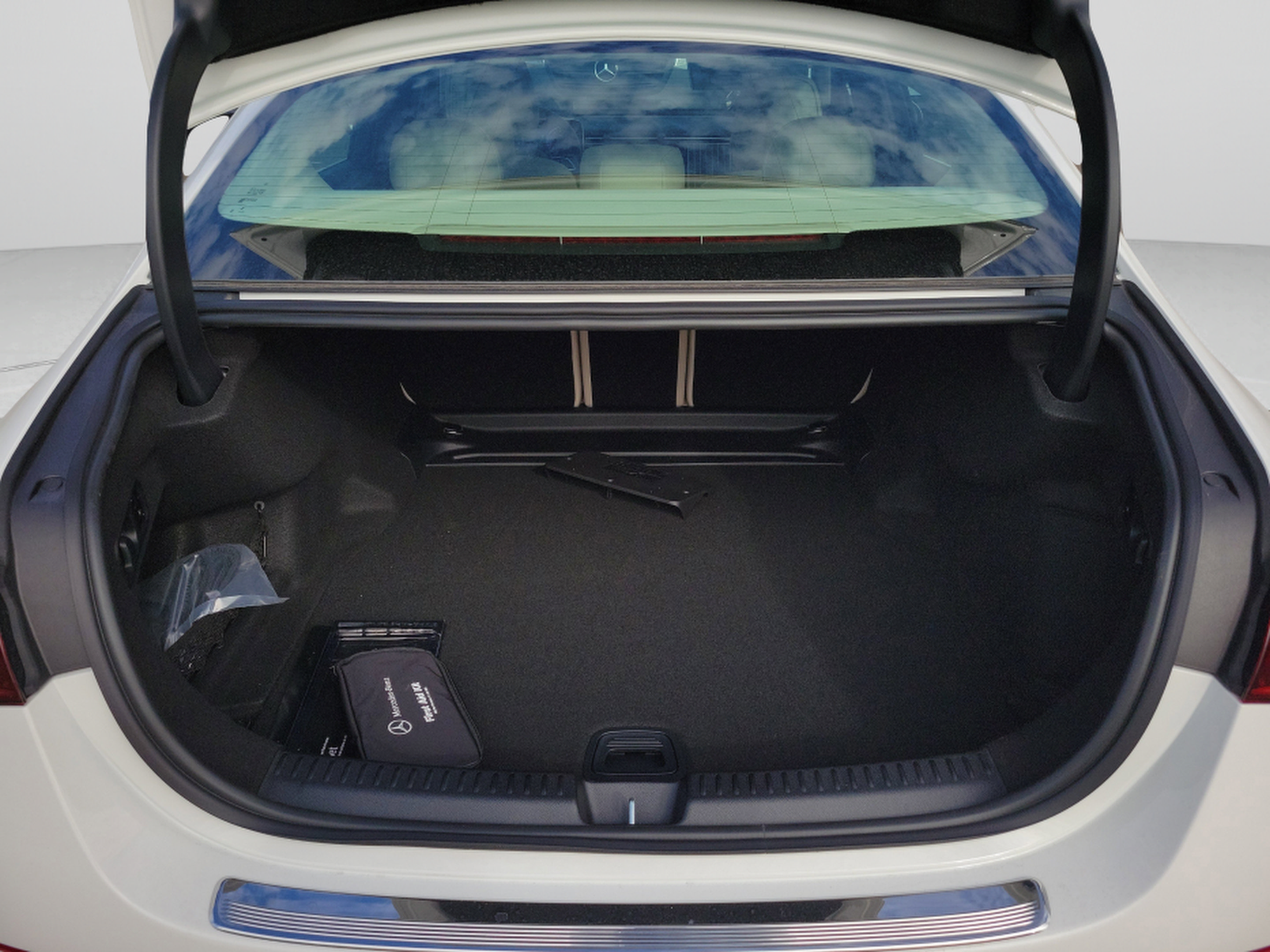 Certified 2026 Mercedes-Benz E 350 Sedan image 6