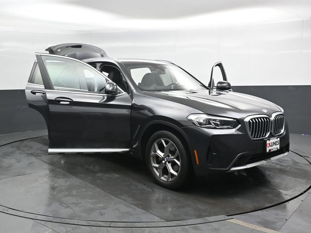 Used 2023 BMW X3 xDrive30i w/ Premium Package image 54