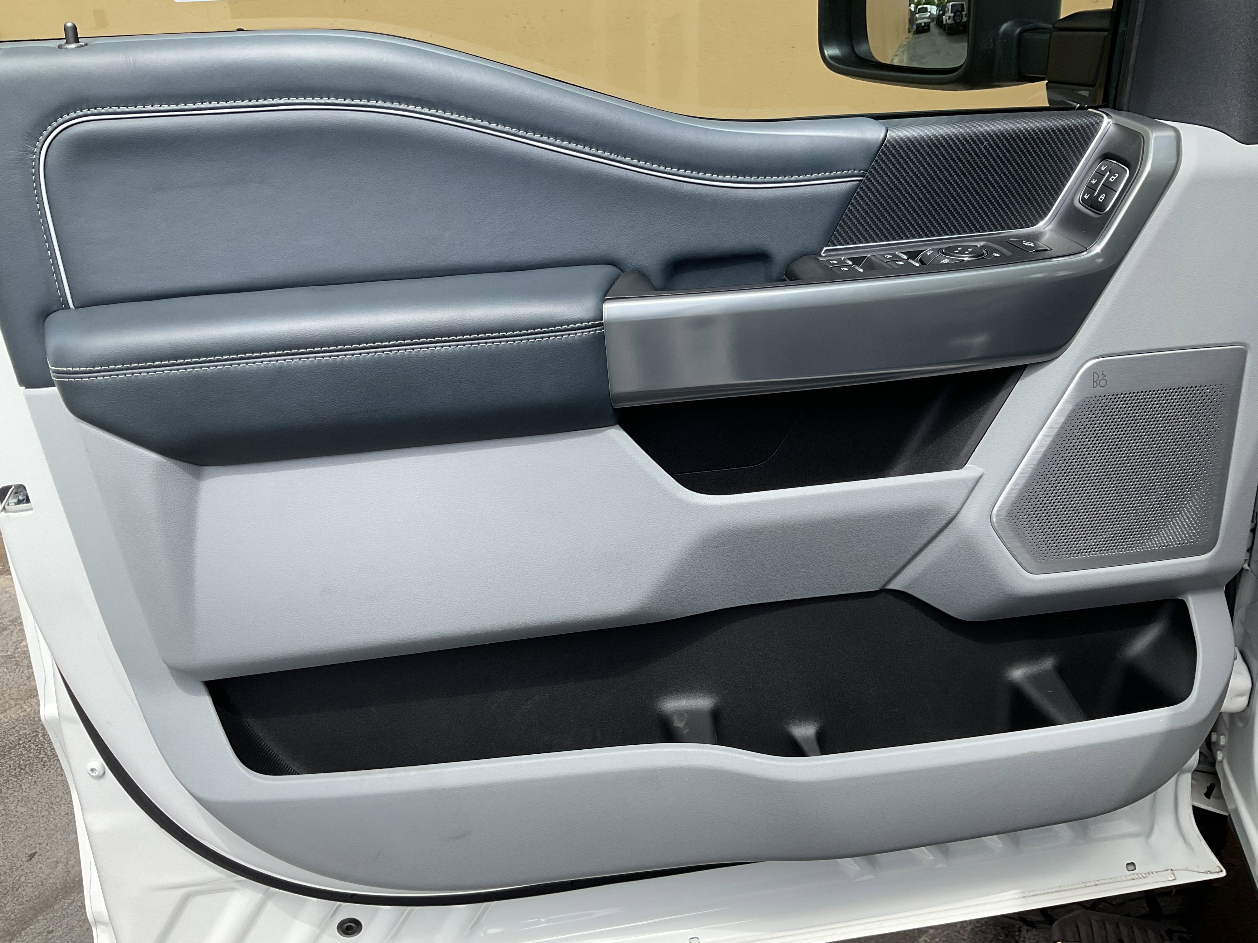 Used 2024 Ford F350 Limited image 26