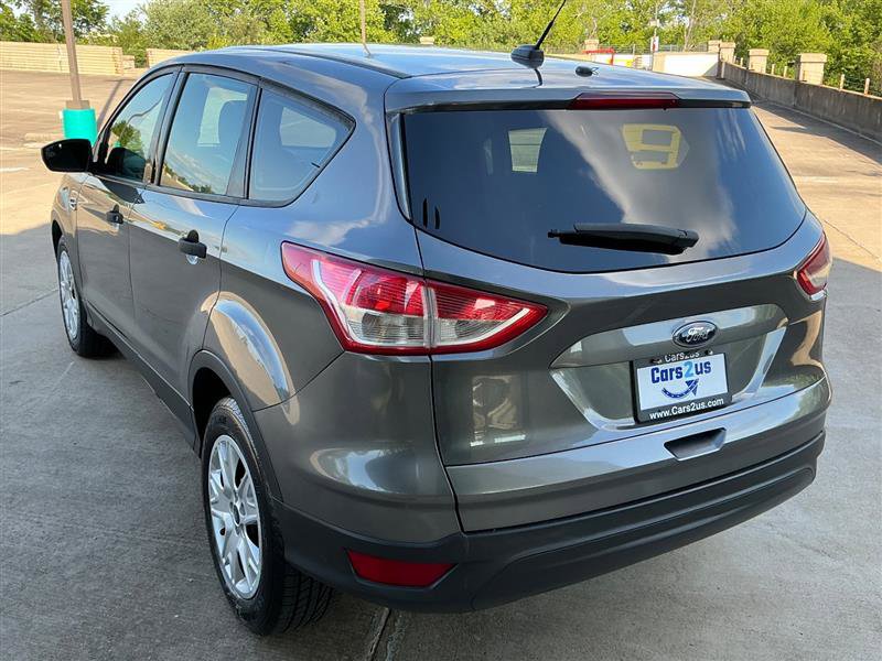 Used 2014 Ford Escape S FWD image 4