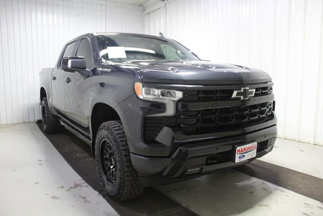 Used 2024 Chevrolet Silverado 1500 RST w/ Convenience Package II AWD/4WD image 1