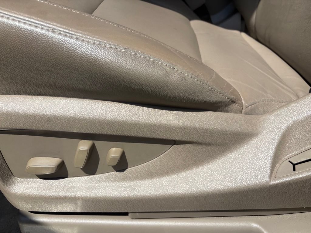 Used 2019 Chevrolet Tahoe LT AWD/4WD image 18
