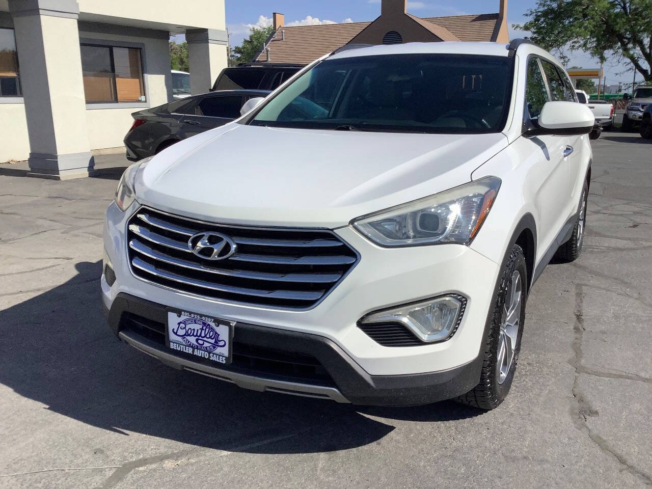 Used 2015 Hyundai Santa Fe GLS AWD/4WD image 4