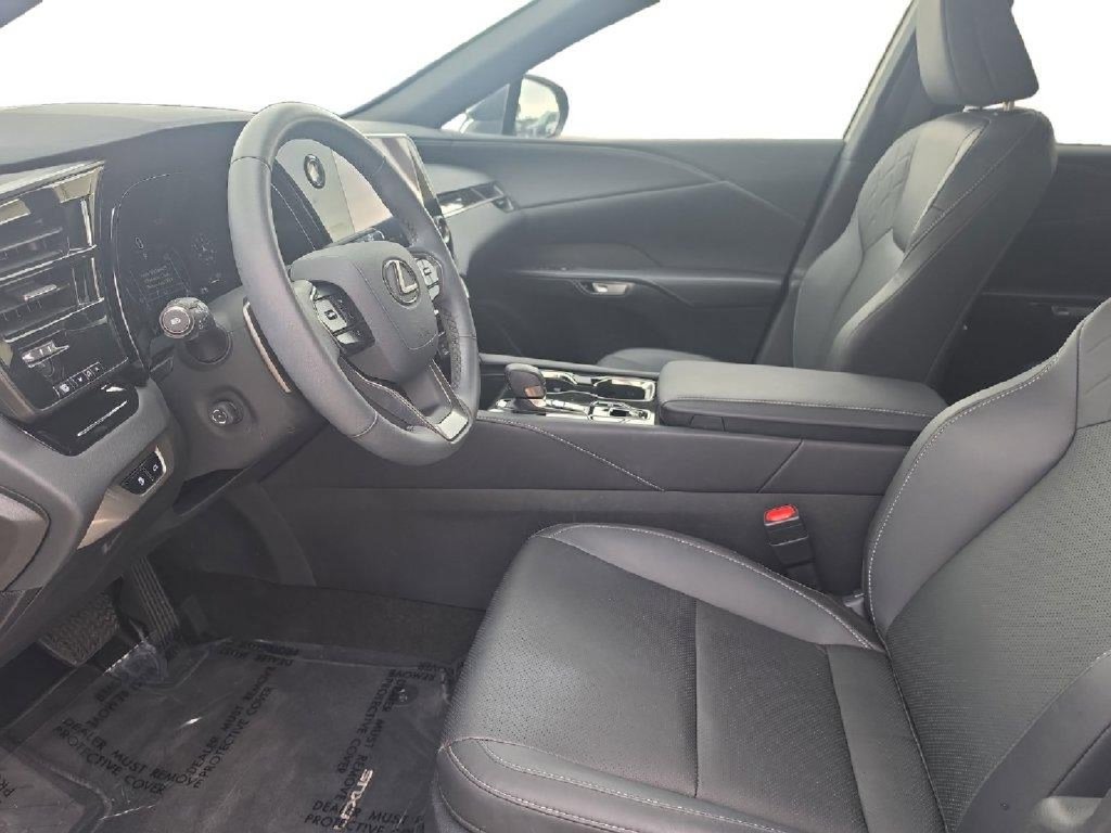 Used 2025 Lexus RX 350 FWD w/ Accessory Package (K3) image 9