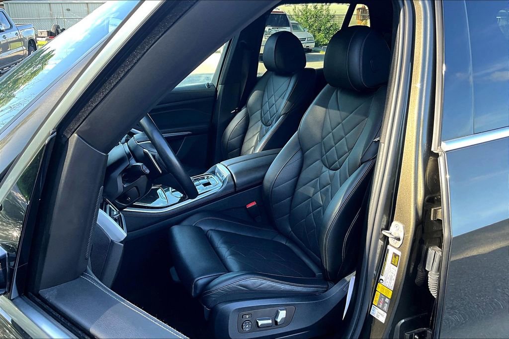 Used 2023 BMW X5 xDrive45e image 36