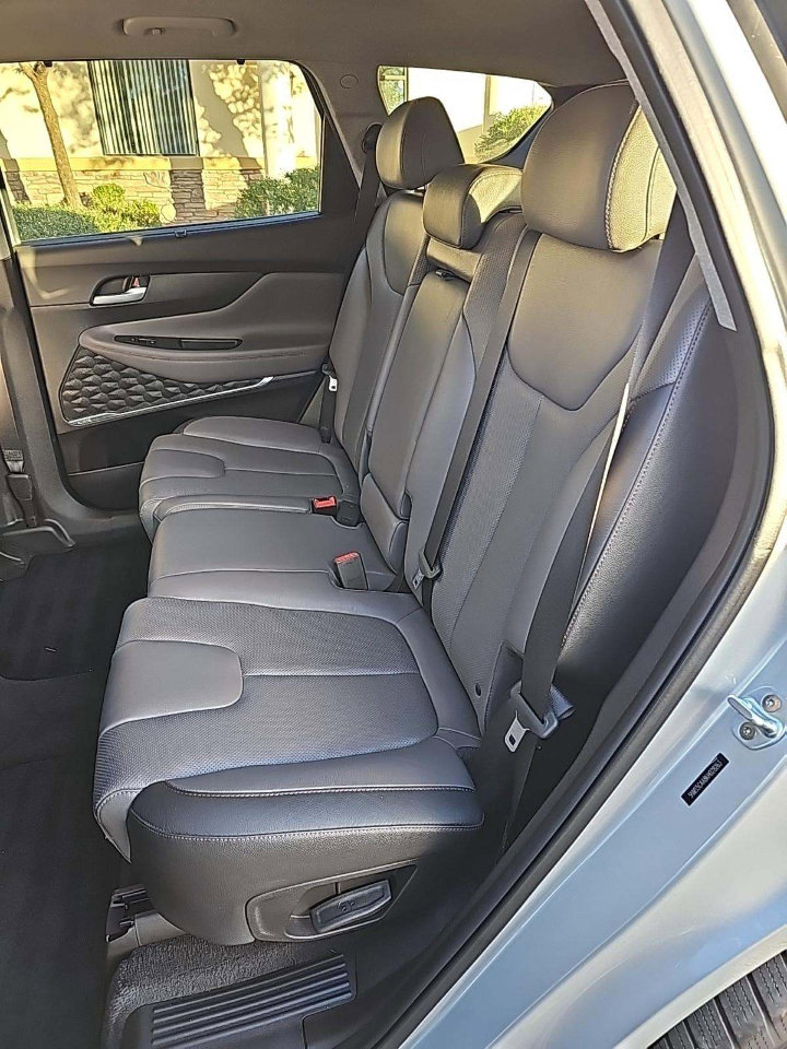 Used 2019 Hyundai Santa Fe AWD image 10