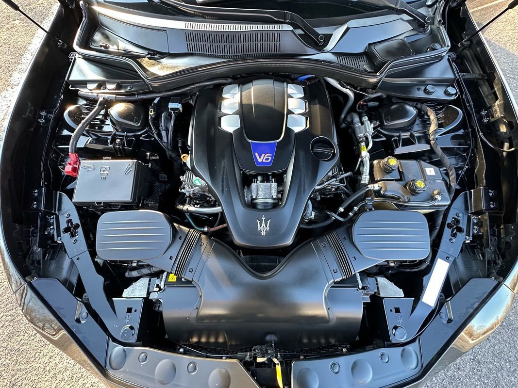 Used 2018 Maserati Ghibli S Q4 image 25