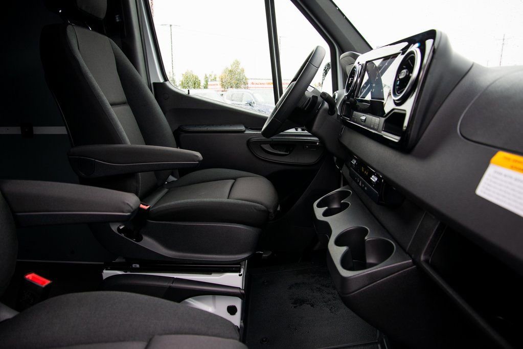New 2026 Mercedes-Benz Sprinter 2500 image 14
