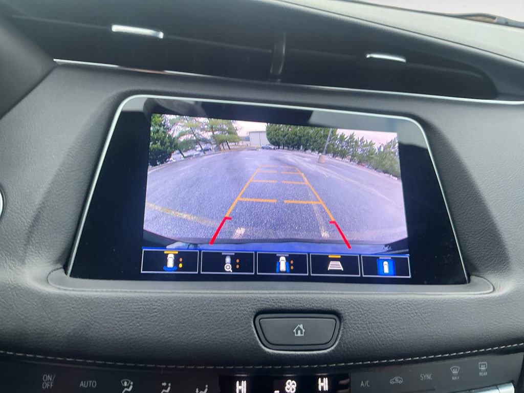 Used 2022 Cadillac XT4 Premium Luxury w/ Enhanced Visibility Package image 19