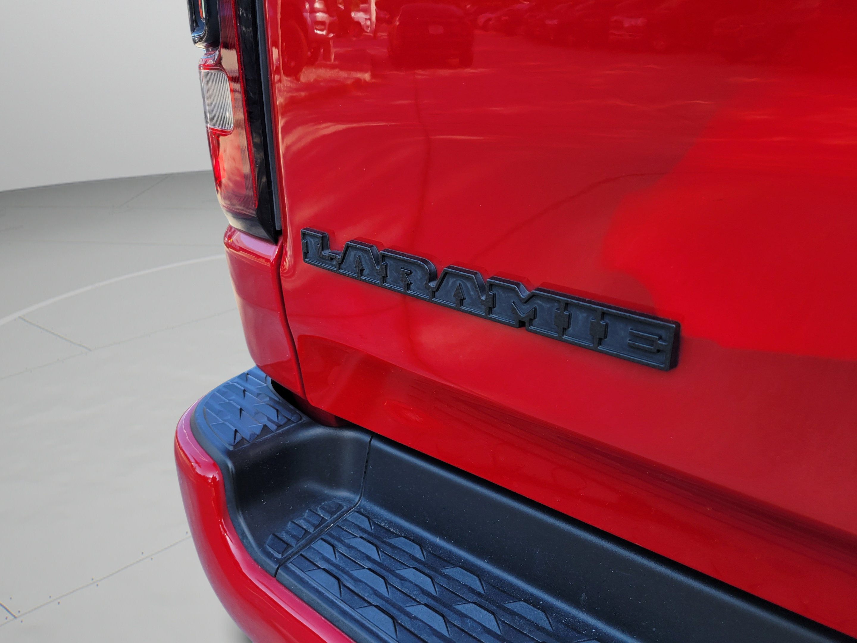 Used 2022 RAM 1500 Laramie RWD image 32