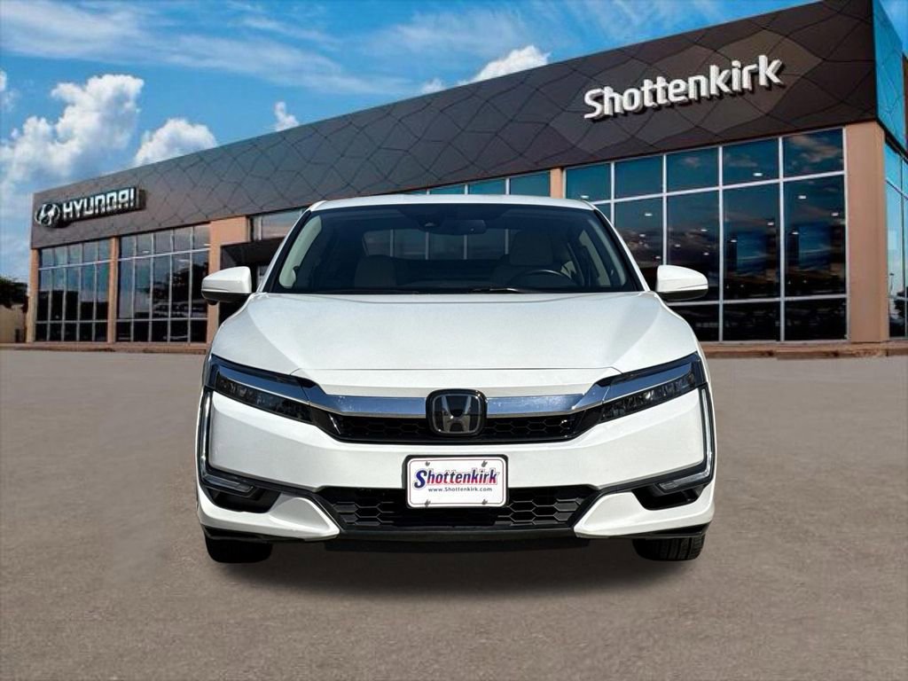 Used 2018 Honda Clarity Touring image 2