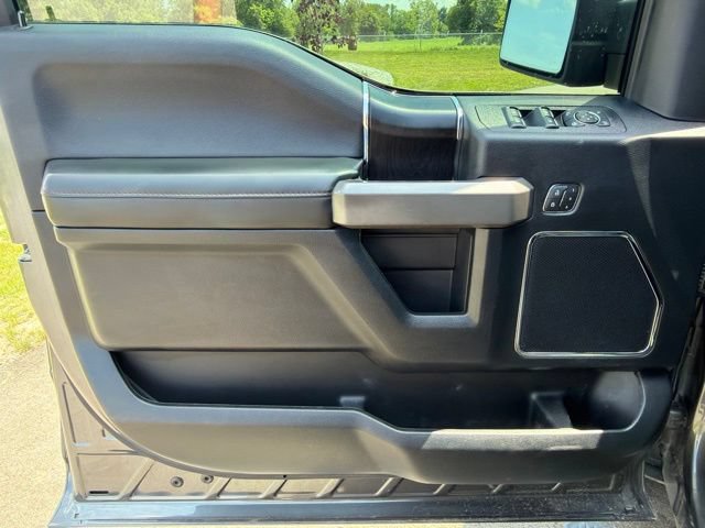 Used 2020 Ford F150 Platinum w/ Equipment Group 701A Luxury AWD/4WD image 25
