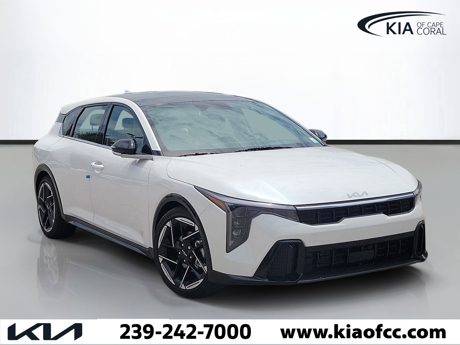 New 2026 Kia K4 GT-Line FWD video 1