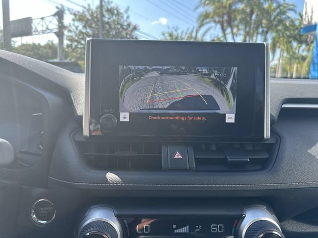 Used 2024 Toyota RAV4 XLE FWD image 20