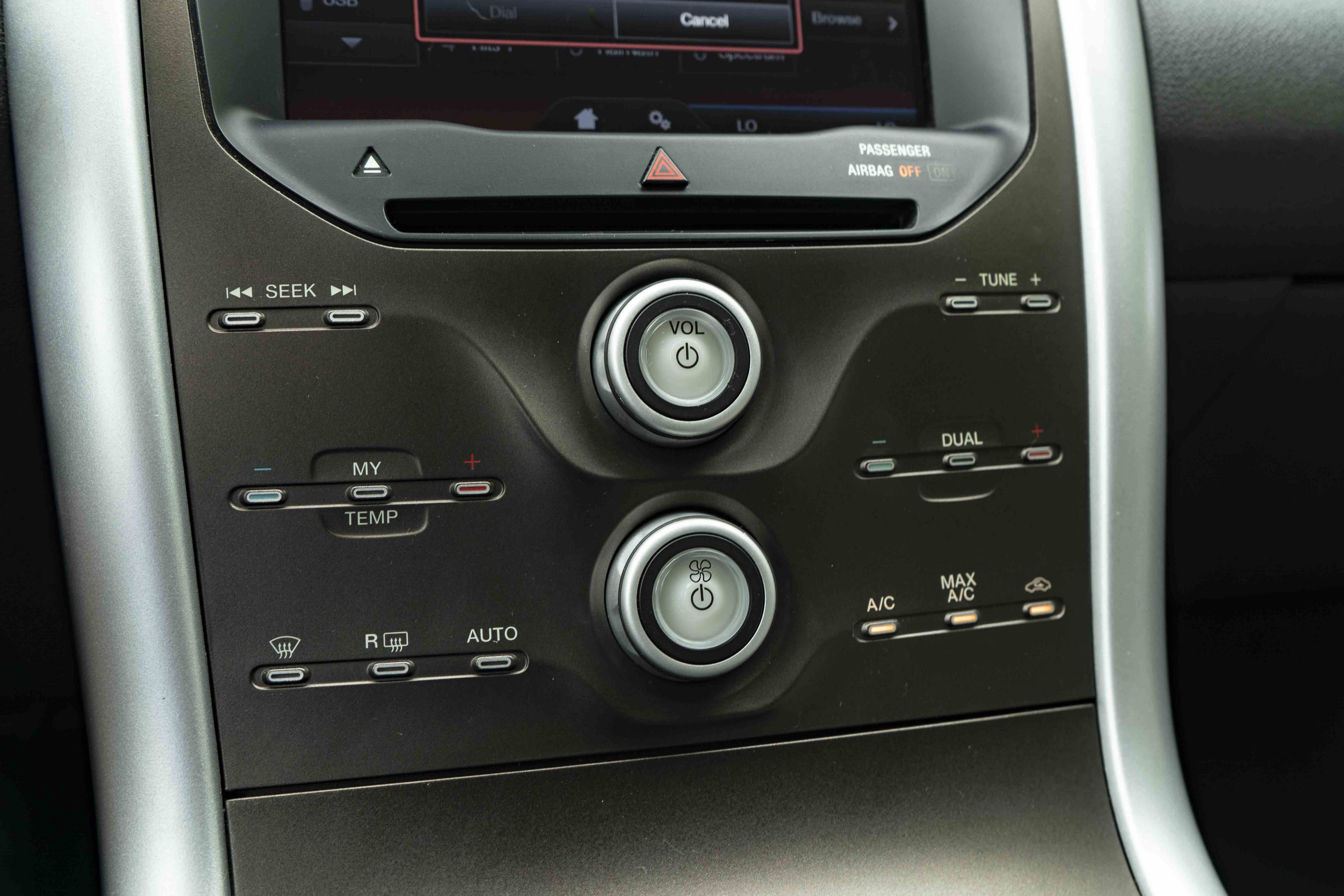 Used 2013 Ford Edge SEL FWD image 30