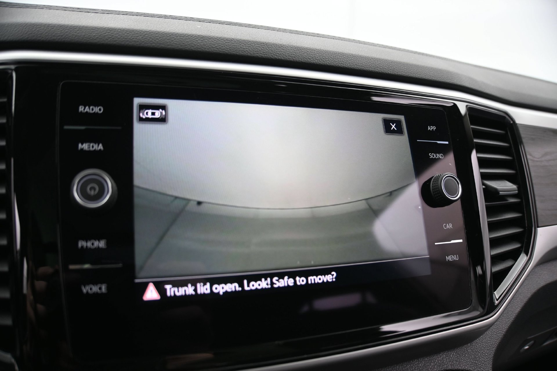 Used 2023 Volkswagen Atlas SE w/ Panoramic Sunroof Package AWD/4WD image 27