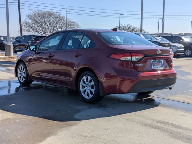 Used 2025 Toyota Corolla LE image 8