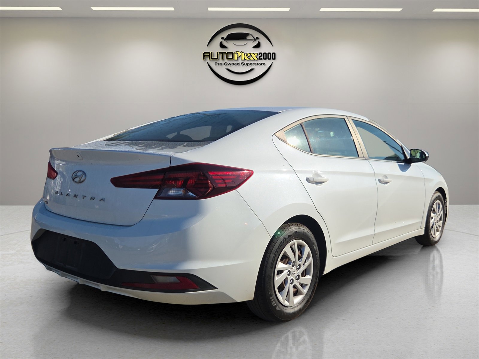 Used 2019 Hyundai Elantra SE w/ Cargo Package image 7