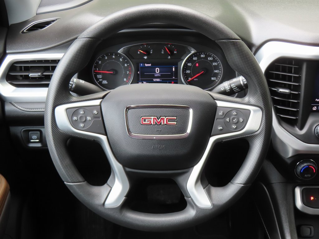 Used 2023 GMC Acadia SLE w/ Driver Convenience Package image 16