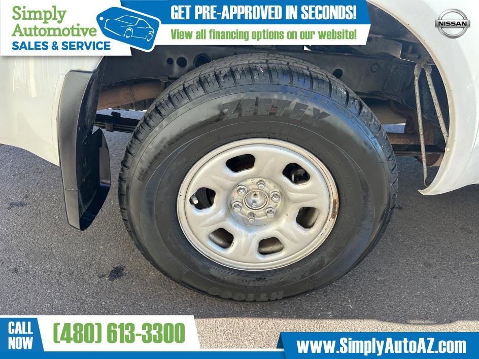 Used 2012 Nissan Frontier SV AWD/4WD image 29