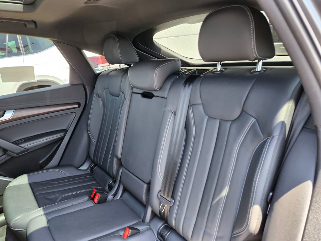 Used 2022 Audi Q5 2.0T Premium Plus AWD/4WD image 11