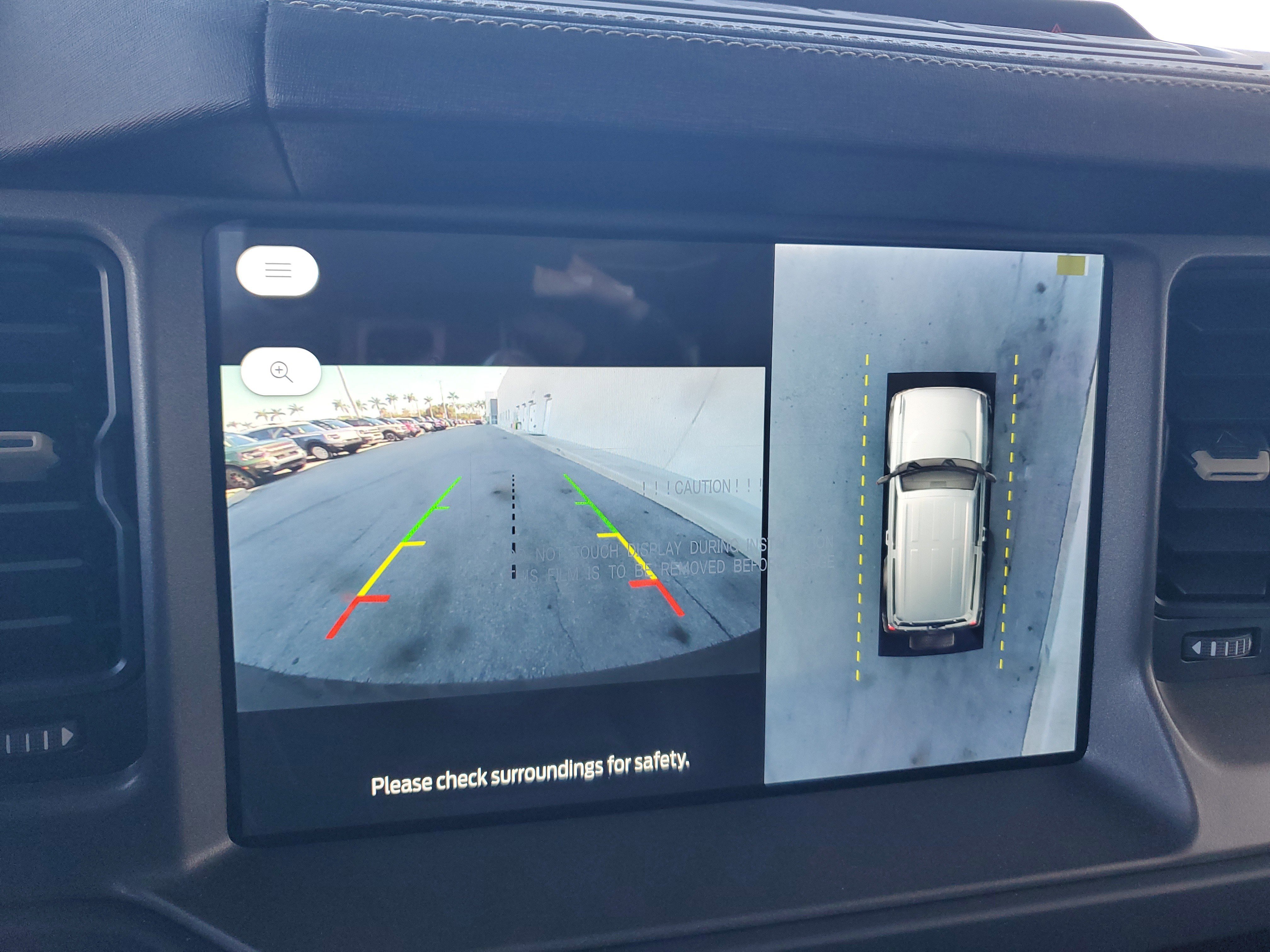 New 2025 Ford Bronco Badlands image 18