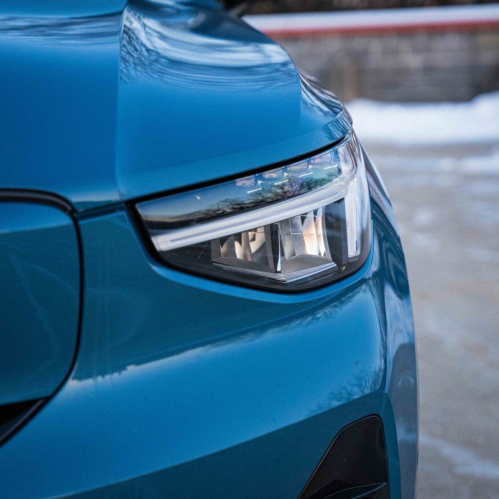 Certified 2023 Volvo C40 P8 Recharge Plus image 2