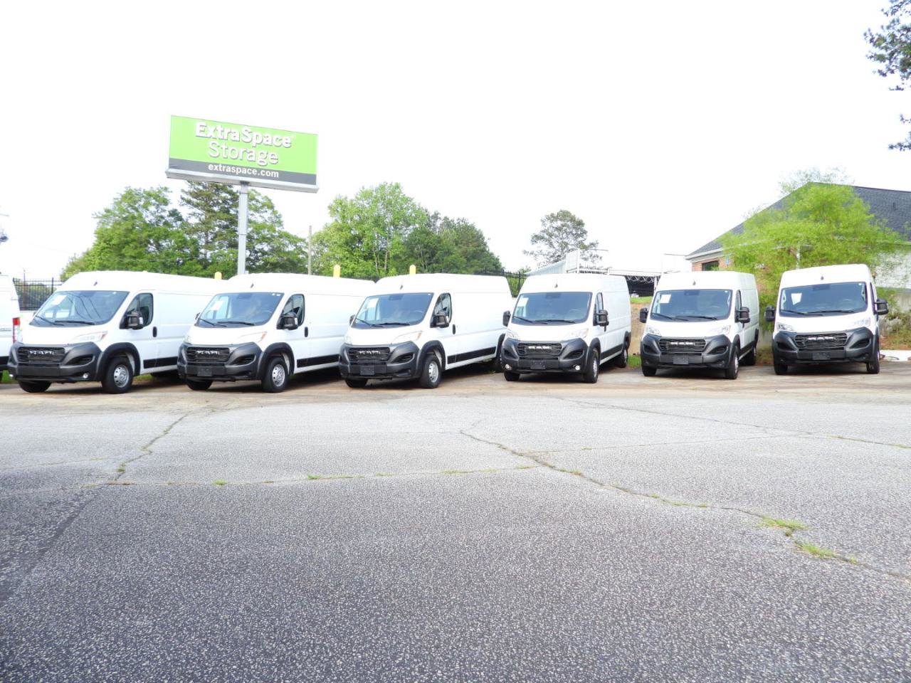 Used 2024 RAM ProMaster 2500 w/ Convenience Group FWD image 7