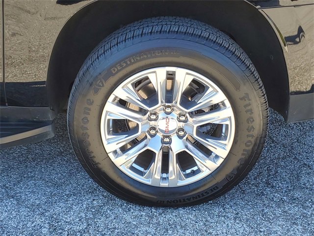 Used 2024 GMC Yukon XL Denali image 8