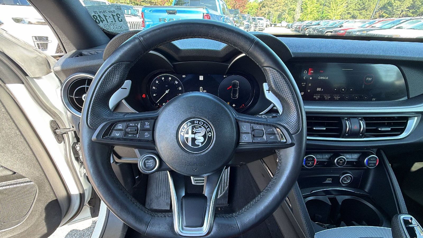 Used 2025 Alfa Romeo Stelvio Sprint w/ Veloce Package AWD/4WD image 29