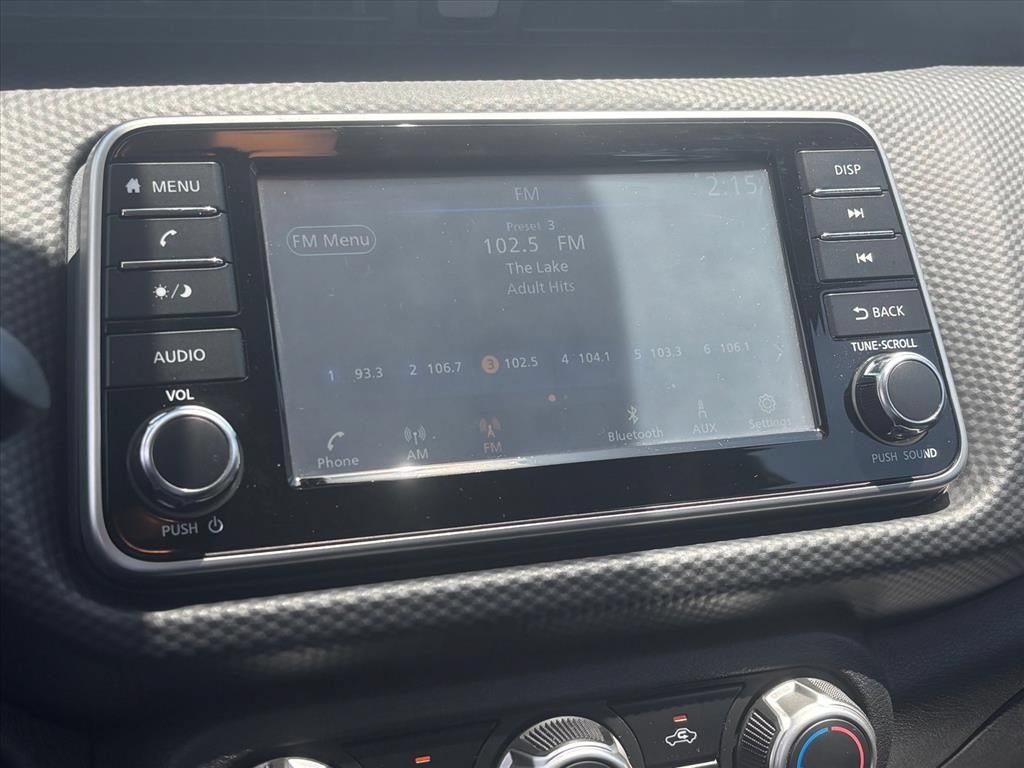 Used 2022 Nissan Kicks S FWD image 4