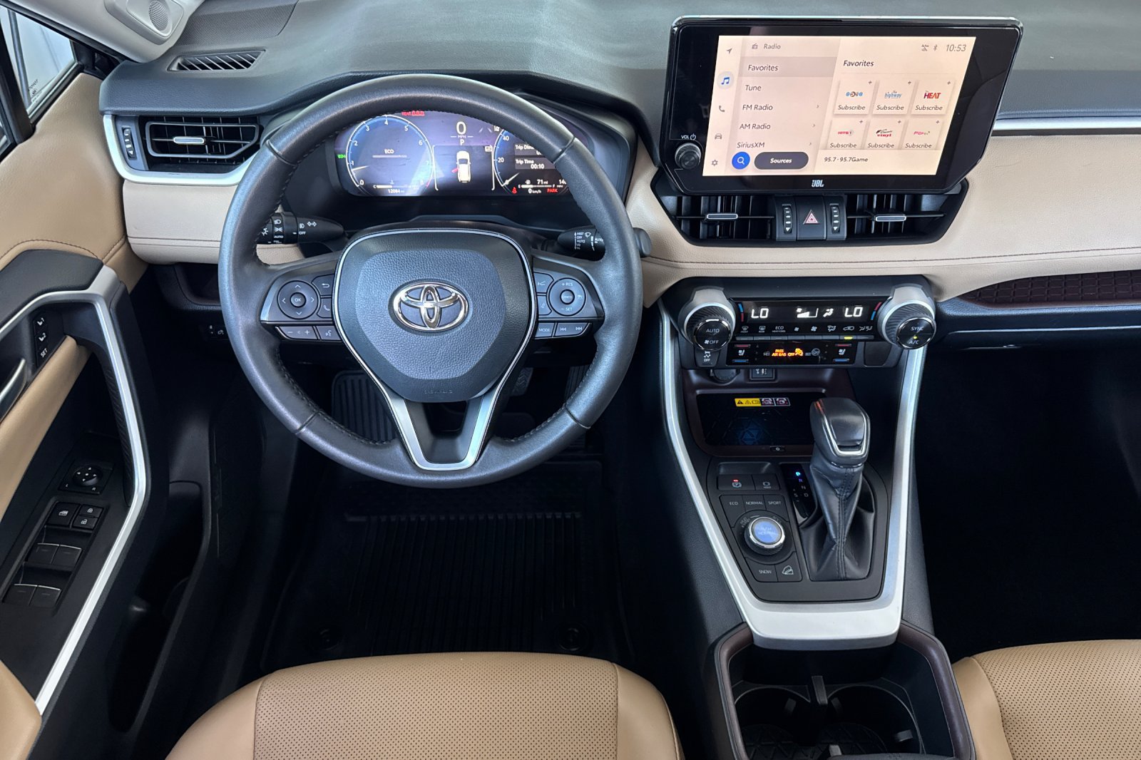 Used 2025 Toyota RAV4 Limited w/ Advanced Technology Package AWD/4WD image 18