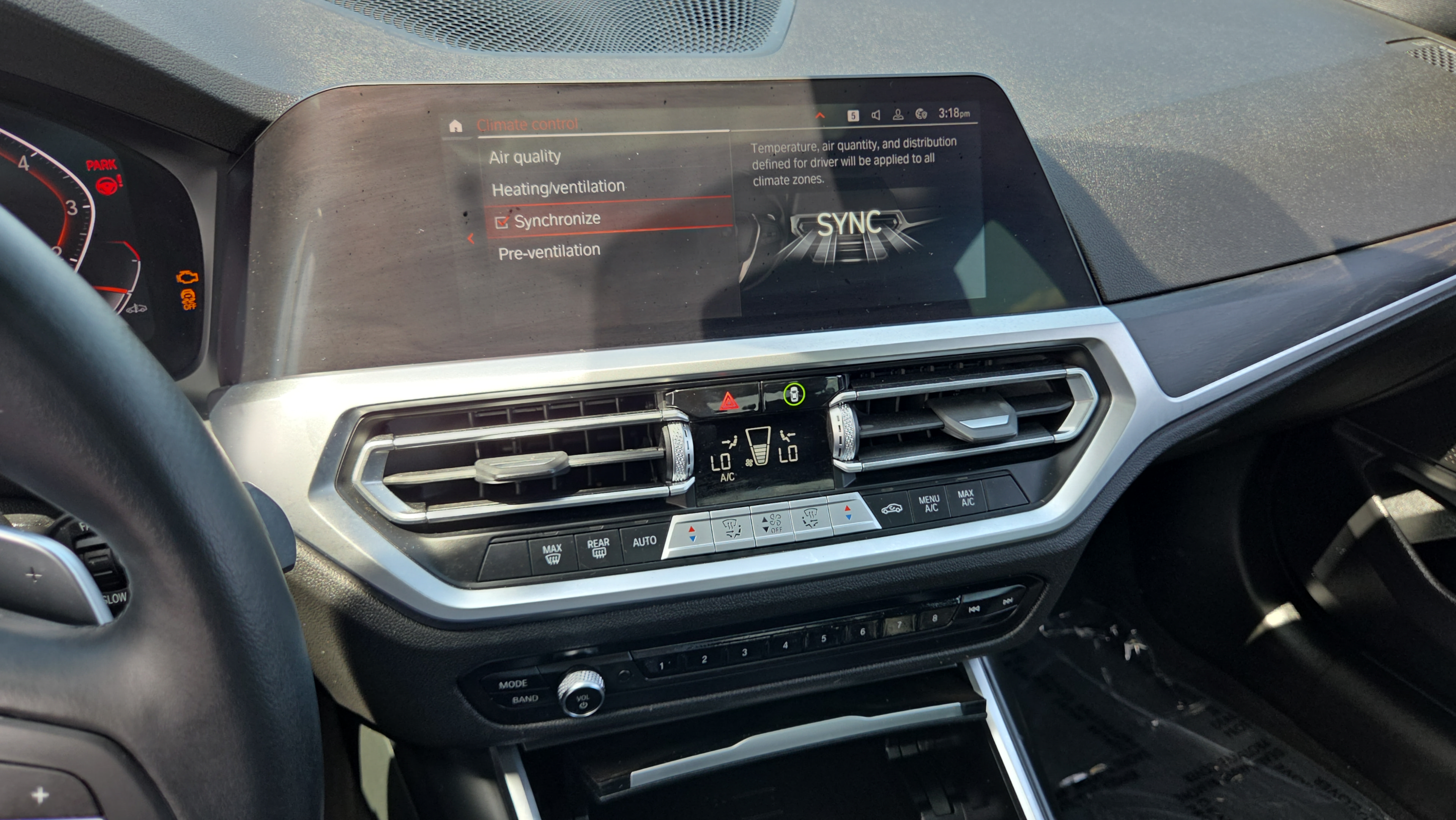 Used 2022 BMW 330i Sedan w/ Driving Assistance Package RWD image 26