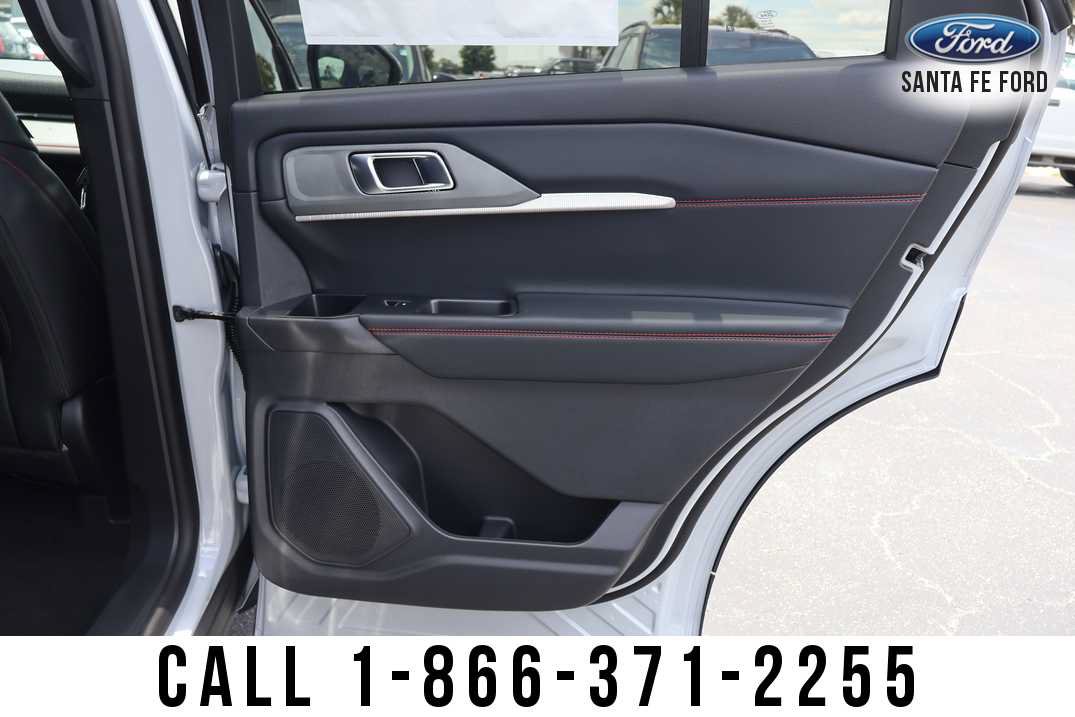 New 2026 Ford Explorer ST-Line AWD/4WD image 28