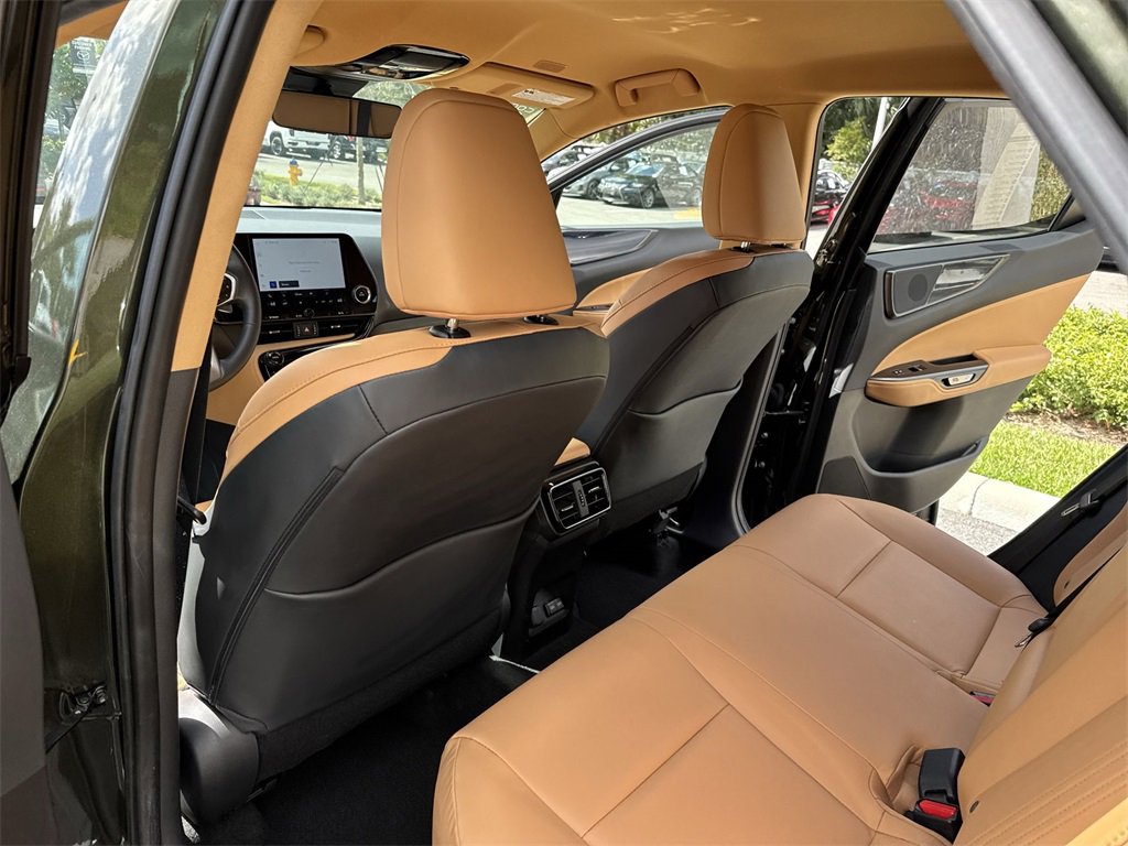 Used 2023 Lexus NX 250 FWD w/ Towing Package (2000 Lbs) image 35