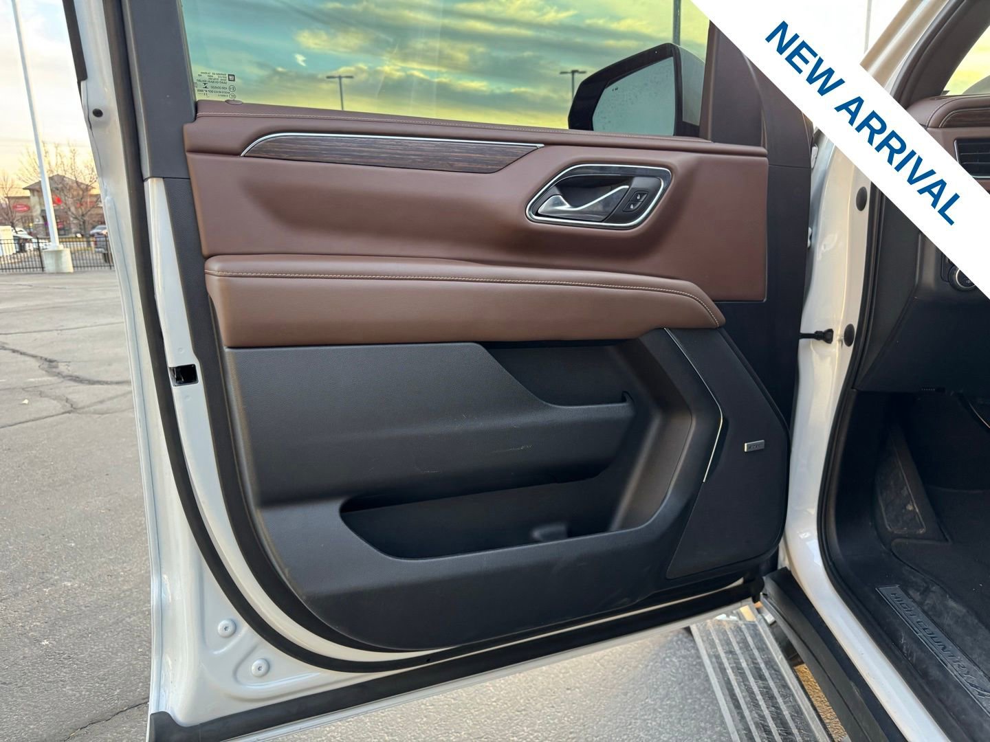 Used 2023 Chevrolet Tahoe High Country w/ LPO, Illumination Package image 18