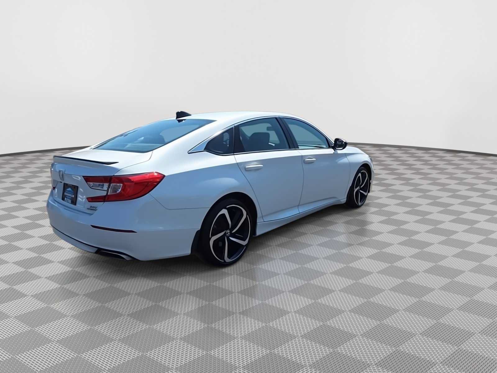 Used 2022 Honda Accord Sport image 8